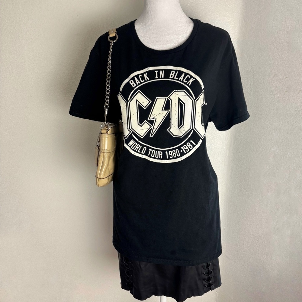 AC/DC “Back In Black” World Tour Graphic T-Shirt
Size M